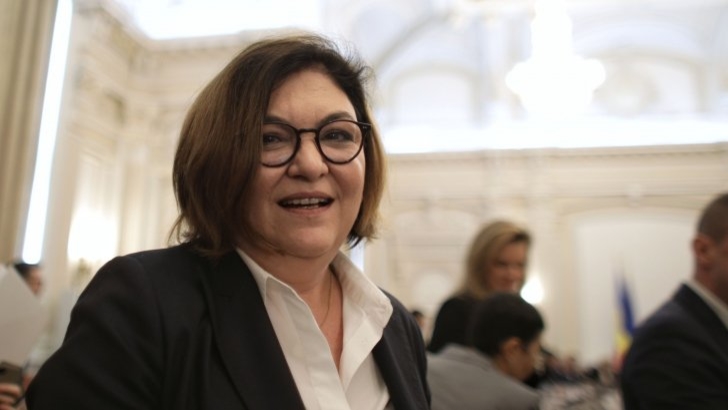 Adina Vălean a fost validată de Comisia pentru transport din Parlamentul European
